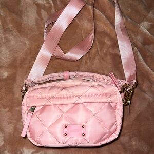 Bear paw puffer purse